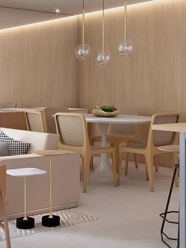 área interna com ceramica retificada