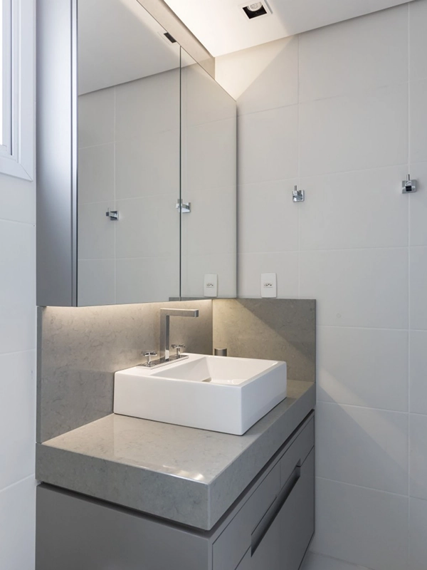 projeto moderno e tradicional do banheiro com ceramica 