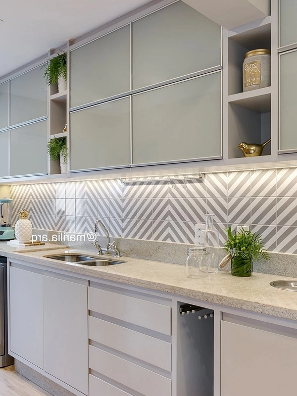 detalhes da cor prata com iluminação de led 