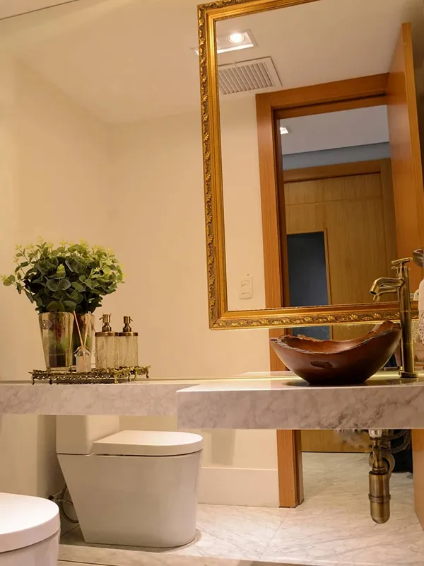 bancada do banheiro com marmore carrara