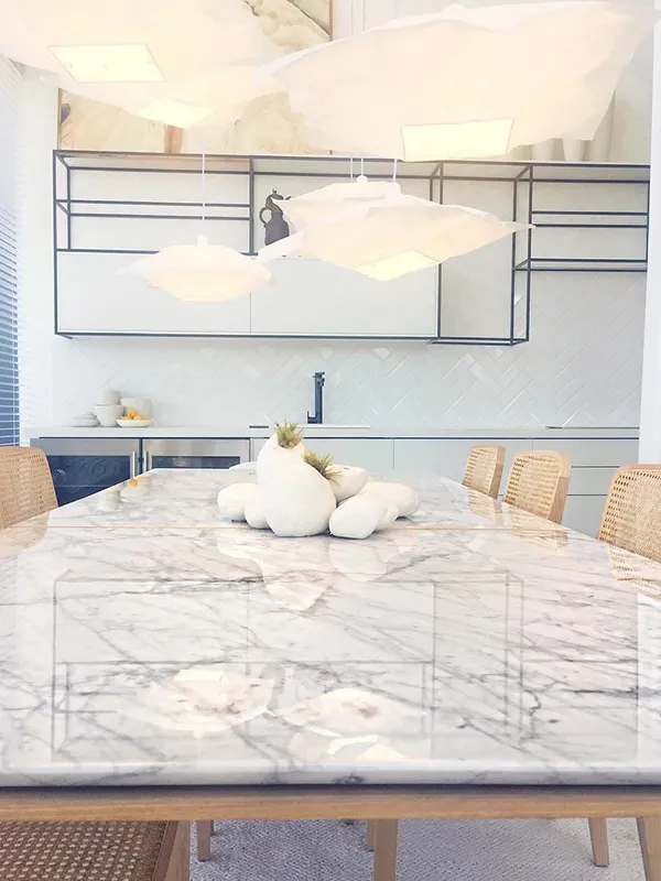 mesa de jantar com marmore