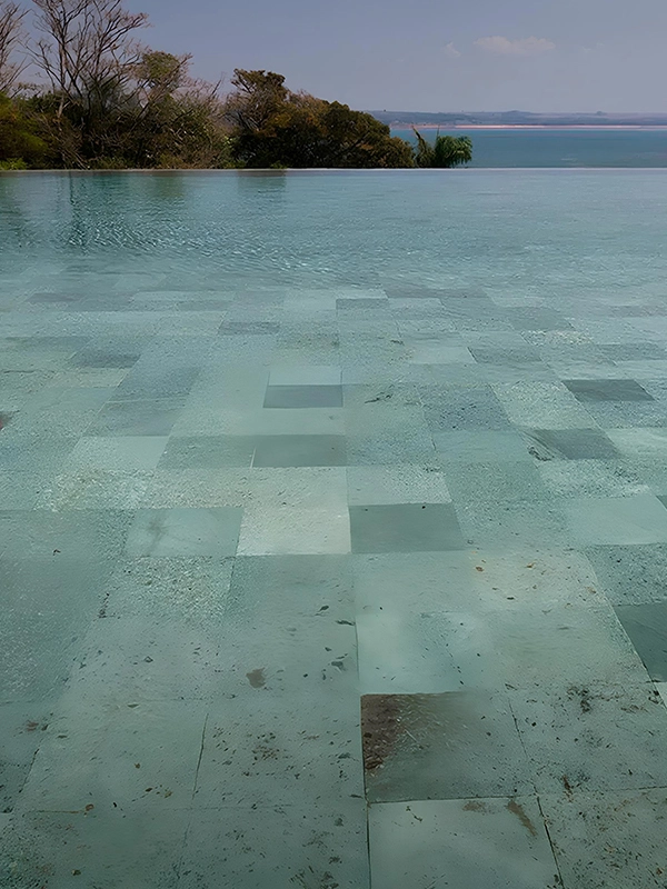 acetinado azul aplicado na piscina