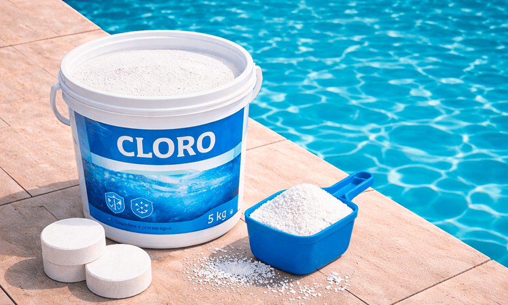 Excesso de Cloro na Piscina e os Impactos nos Equipamentos e Saúde dos Banhistas 3 excesso de cloro na piscina